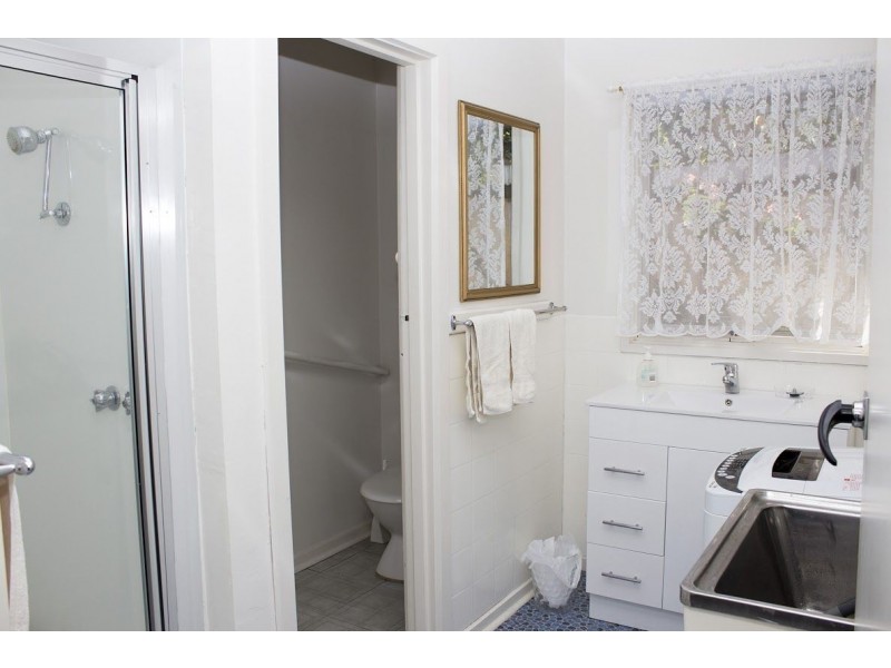 2/9  Toagara Street, Rye VIC 3941