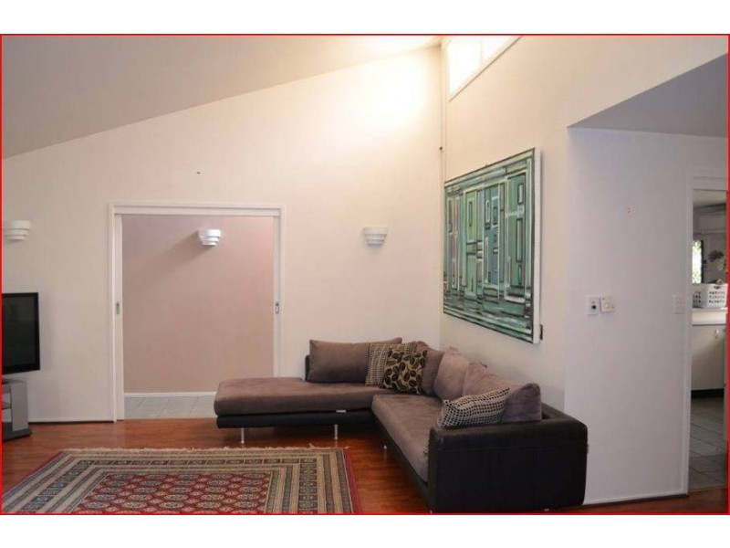 10 Alwyn St, Rye VIC 3941