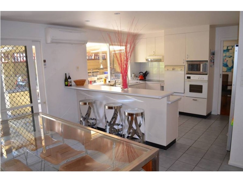 10 Alwyn St, Rye VIC 3941