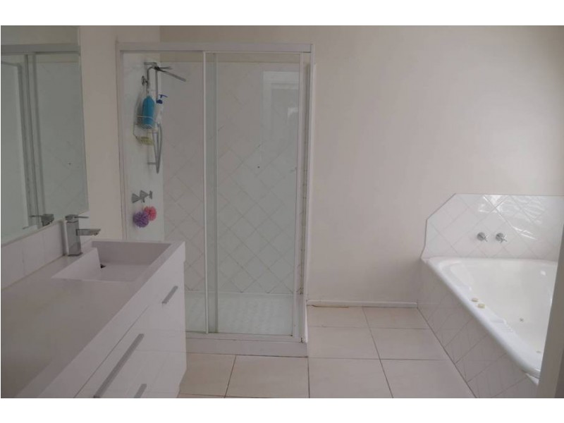 10 Alwyn St, Rye VIC 3941