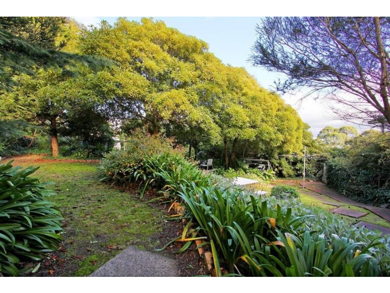 87 Bayview Road, Mccrae VIC 3938