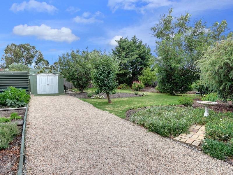 29 Victoria Crescent, Safety Beach VIC 3936