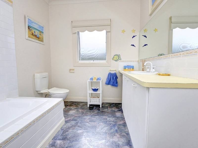 29 Victoria Crescent, Safety Beach VIC 3936