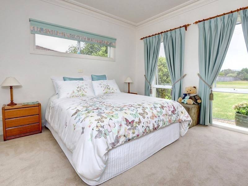 29 Victoria Crescent, Safety Beach VIC 3936