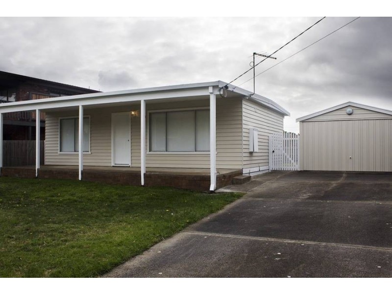 82 Guest Street, Tootgarook VIC 3941