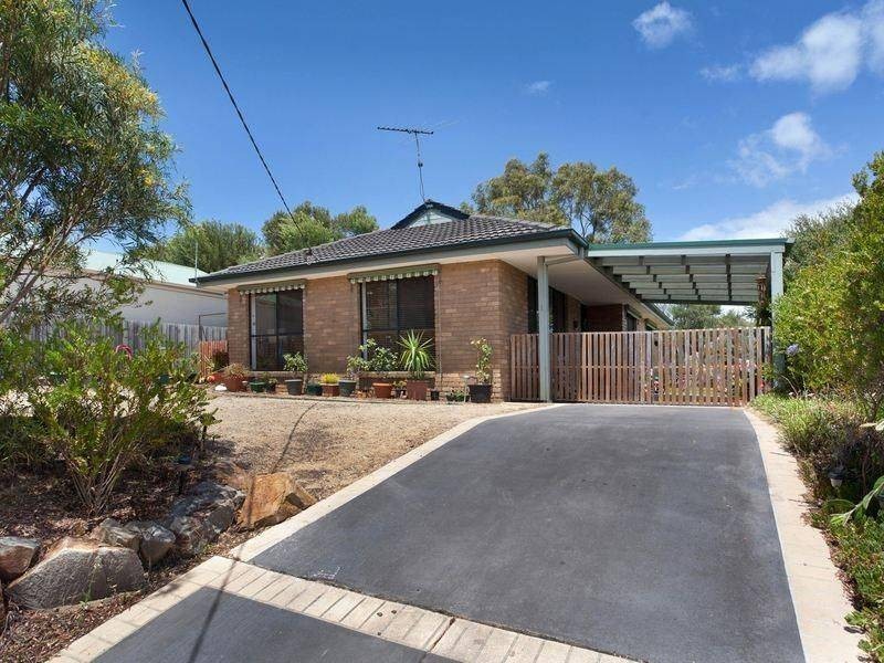 1 Loatta Street, Rye VIC 3941