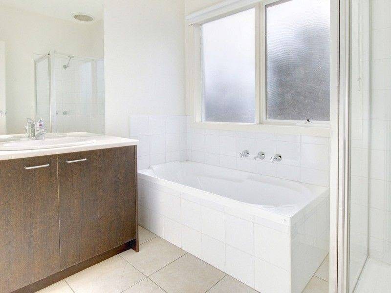 43 Beauna Vista Drive, Rye VIC 3941