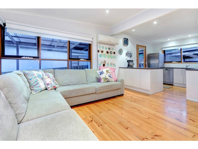 9 Barkala Street, Rye VIC 3941