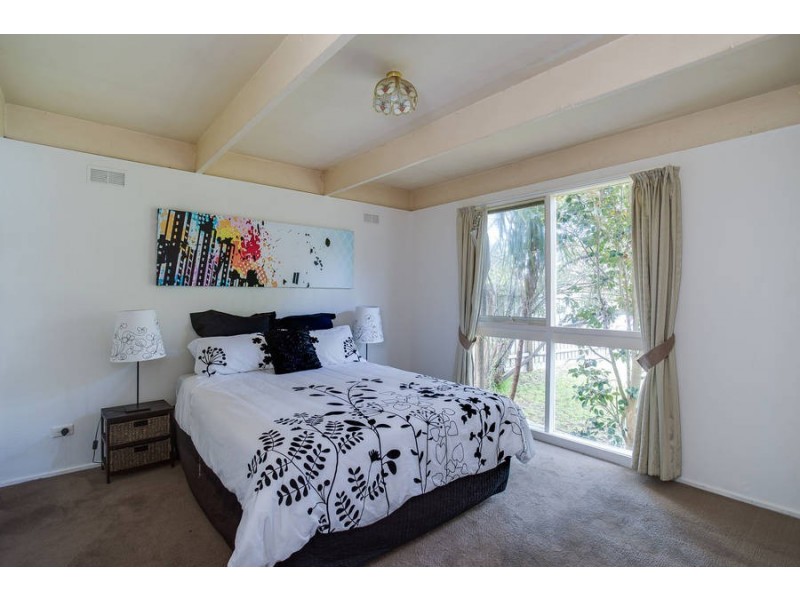 12 Martin Street, Rosebud VIC 3939