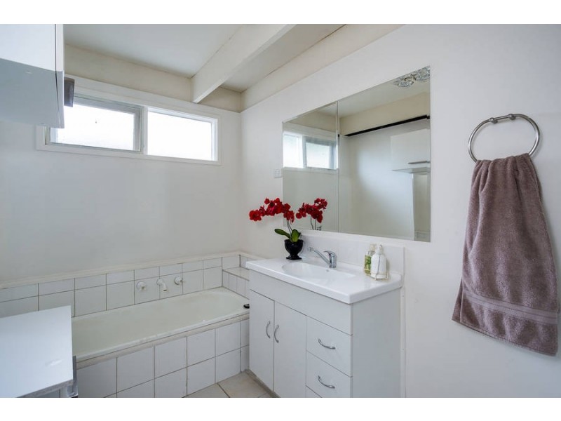 12 Martin Street, Rosebud VIC 3939