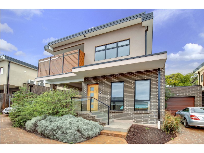 2/16 William Street, Mccrae VIC 3938