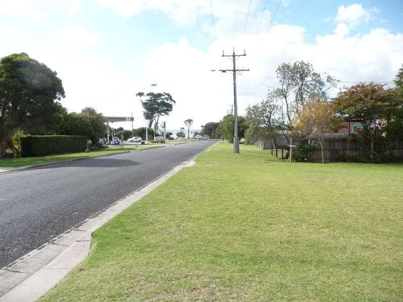 13 Heales Street, Dromana VIC 3936