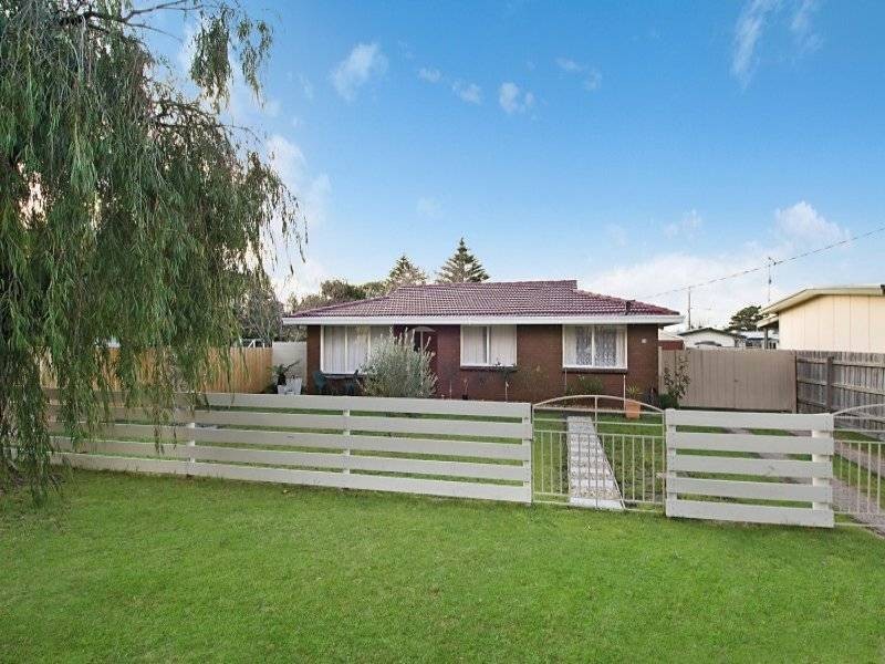 76 Guest Street, Tootgarook VIC 3941