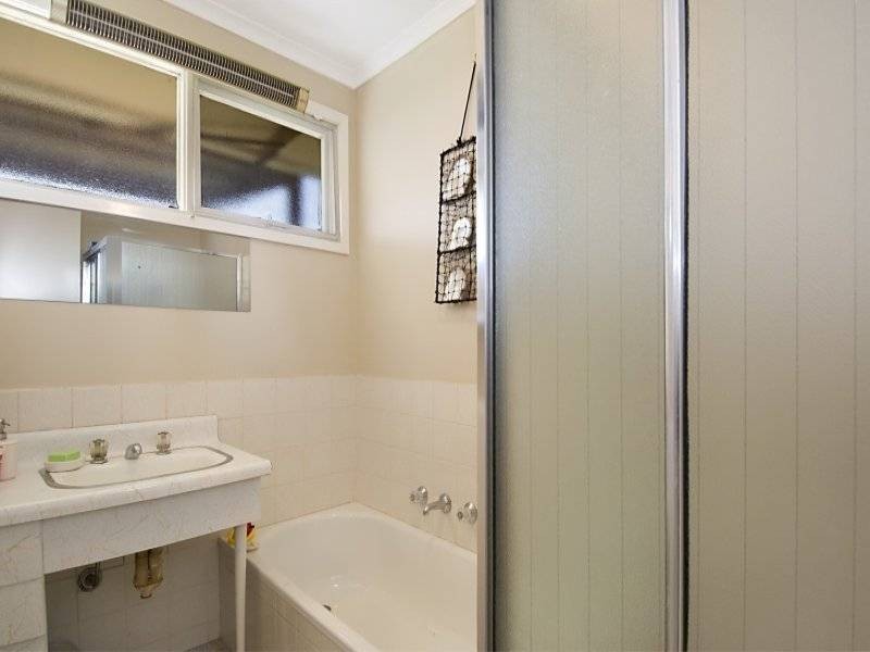 76 Guest Street, Tootgarook VIC 3941