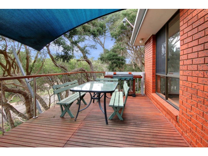 9 Roslyn Avenue, Rye VIC 3941