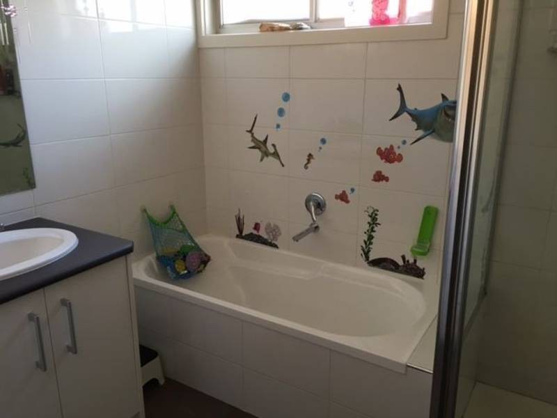 4 Rainier Avenue, Dromana VIC 3936