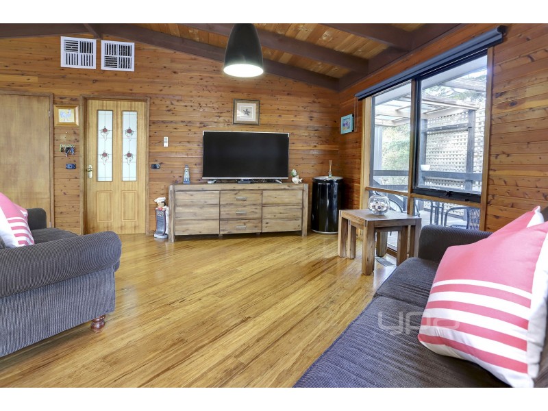 34 Bienias Crescent, Tootgarook VIC 3941