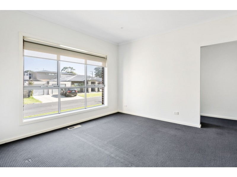 1A Palm Grove, Dromana VIC 3936