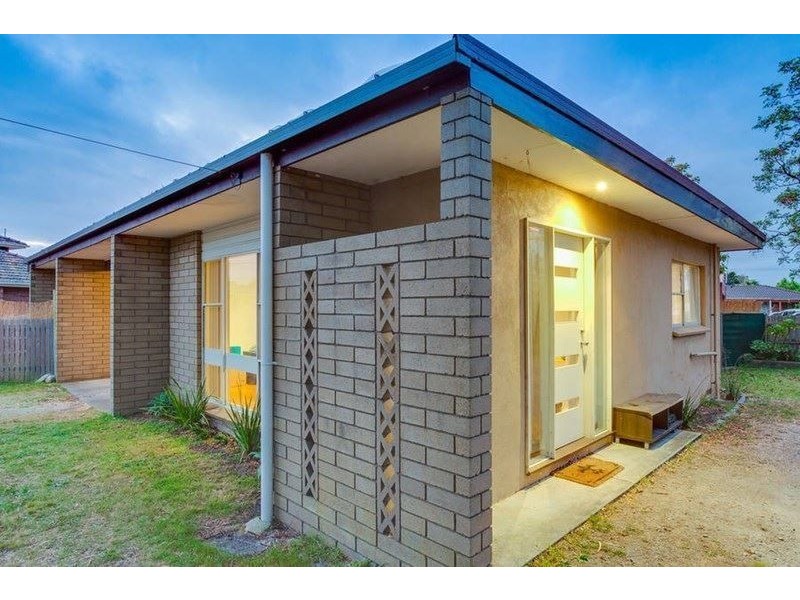 2 Deighton Drive, Rosebud VIC 3939