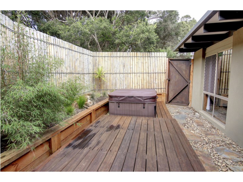 12 Sara Street, Rye VIC 3941