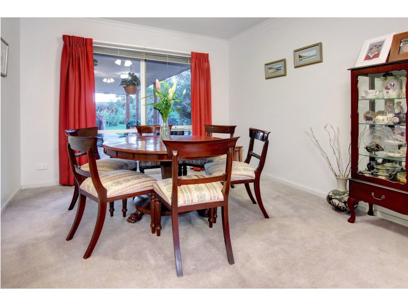 8 Sheila Street, Rye VIC 3941