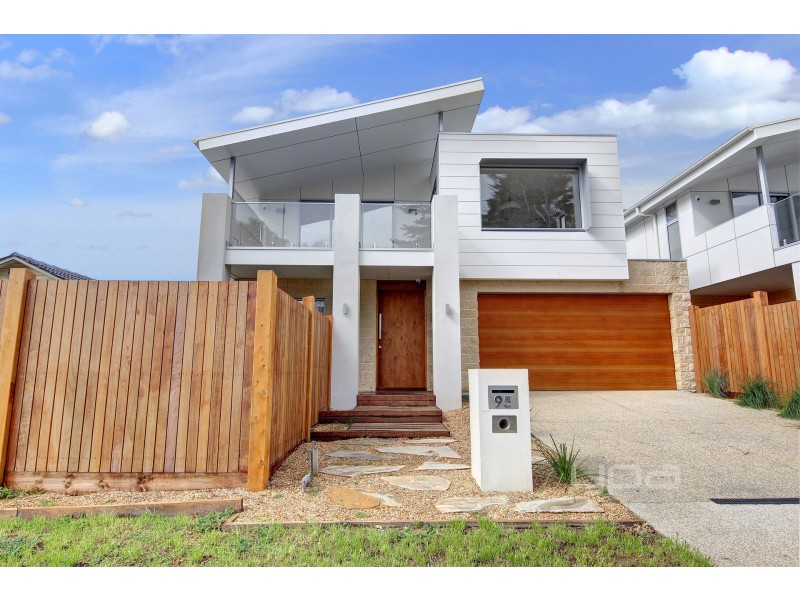 95 Charles Street, Dromana VIC 3936