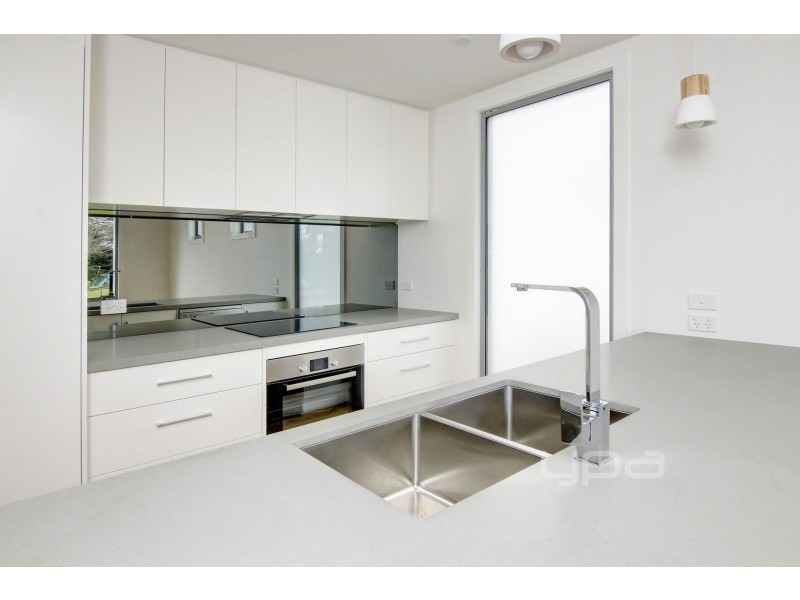 95 Charles Street, Dromana VIC 3936