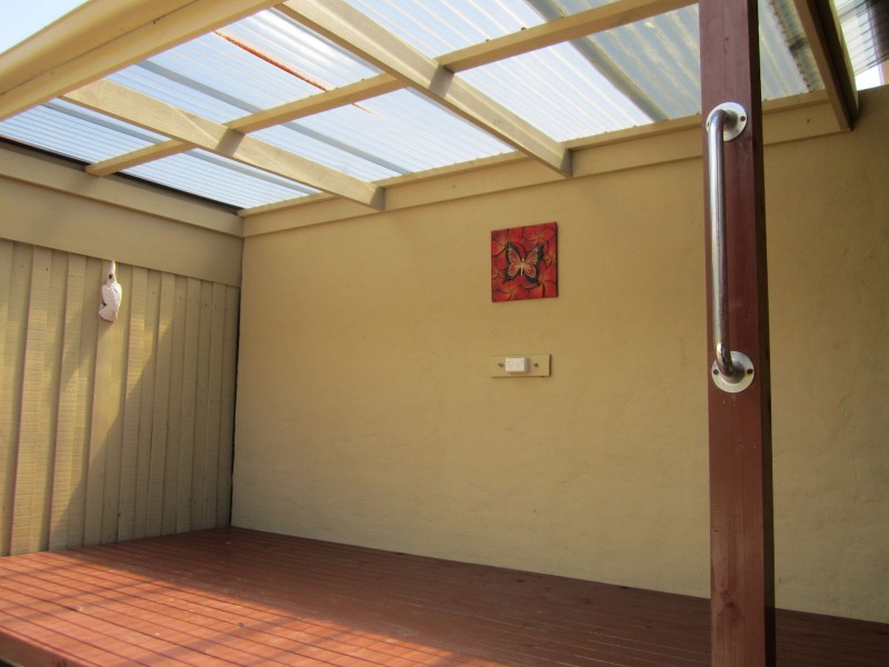 1/8-10 Francis, Dromana VIC 3936