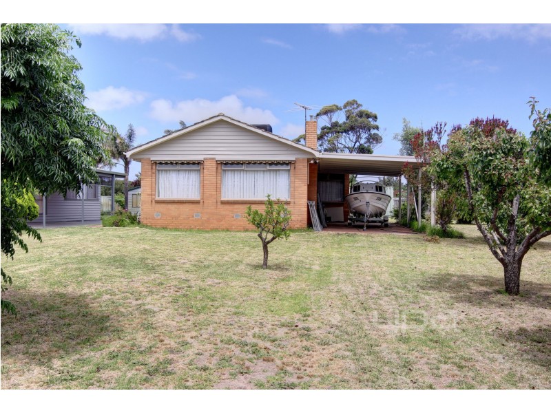 13  Barry Street, Tootgarook VIC 3941