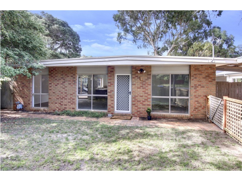 1 Mannana Street, Rye VIC 3941