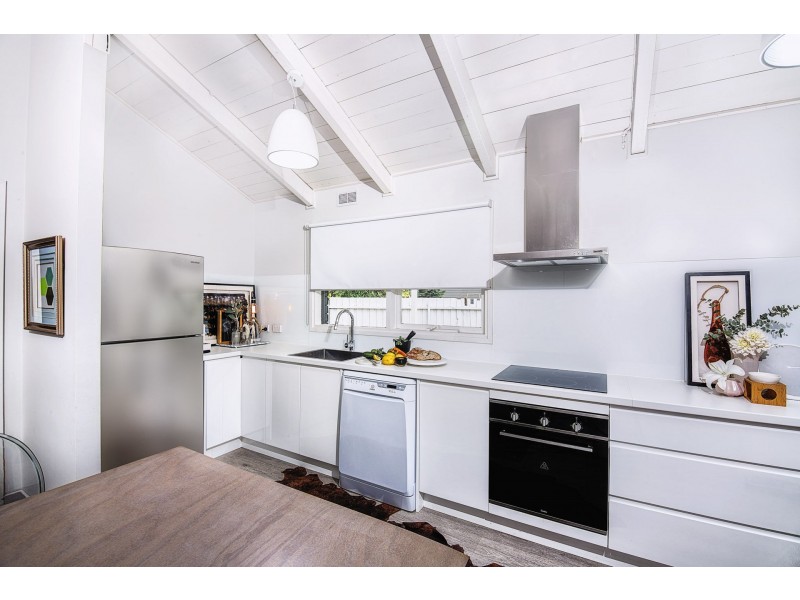 9 Catalina Ave, Dromana VIC 3936