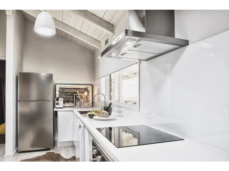 9 Catalina Ave, Dromana VIC 3936