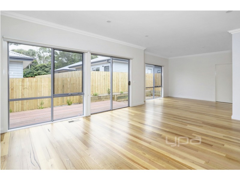 4 Acacia Lane, Rosebud VIC 3939