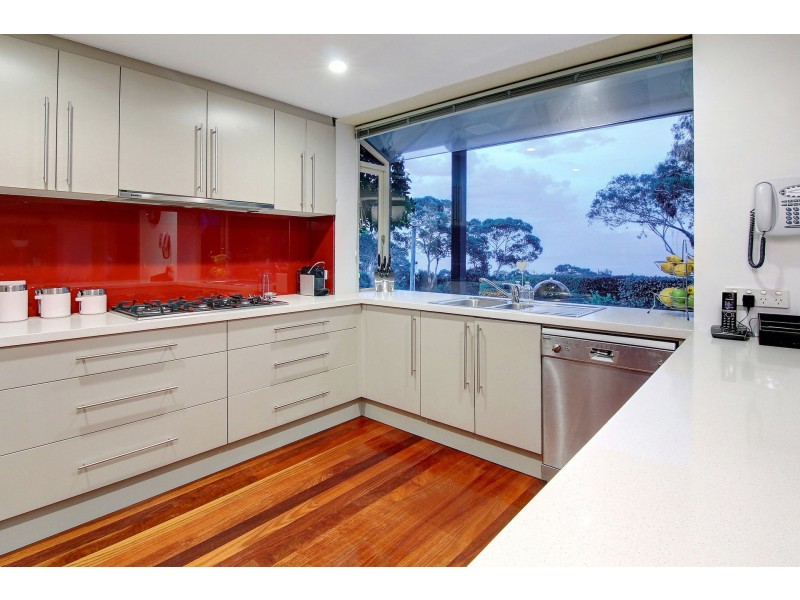 8 Albert Court, Dromana VIC 3936