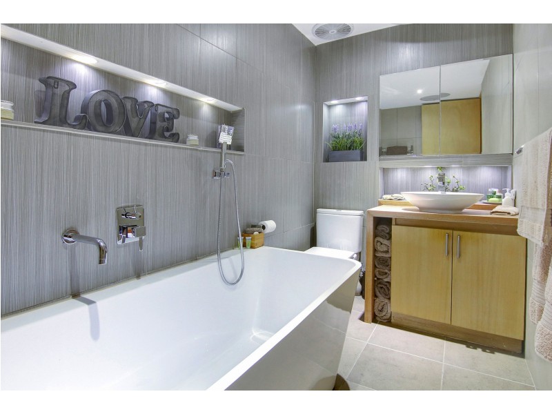 8 Albert Court, Dromana VIC 3936