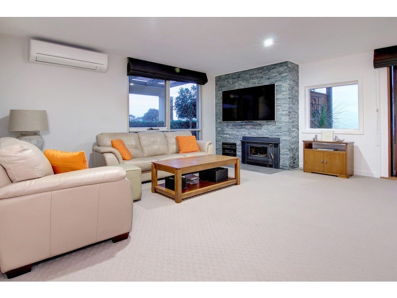 8 Albert Court, Dromana VIC 3936