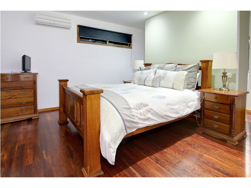 8 Albert Court, Dromana VIC 3936