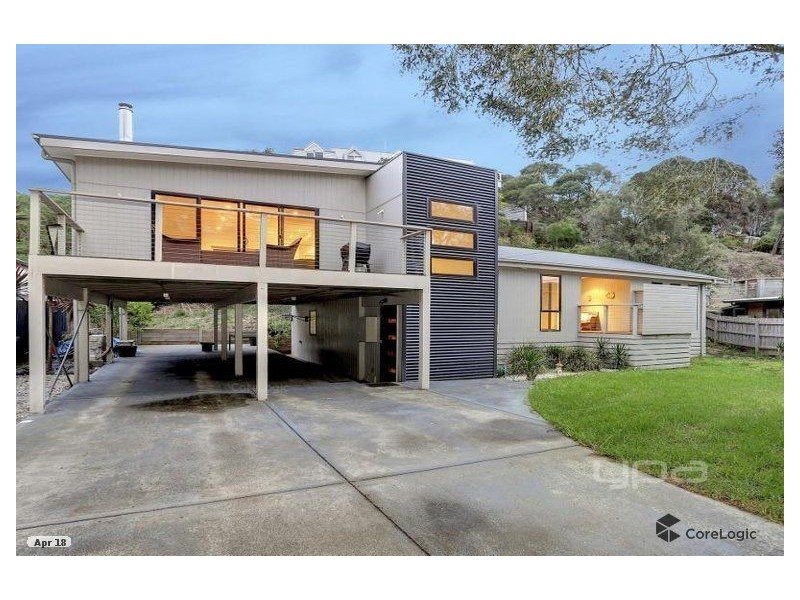 14 Mannana Street, Rye VIC 3941