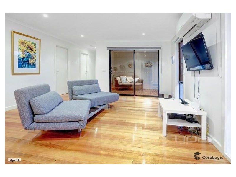 14 Mannana Street, Rye VIC 3941