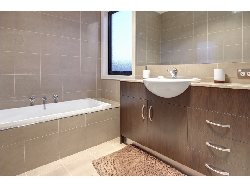 1/9 Spencer Ave, Dromana VIC 3936