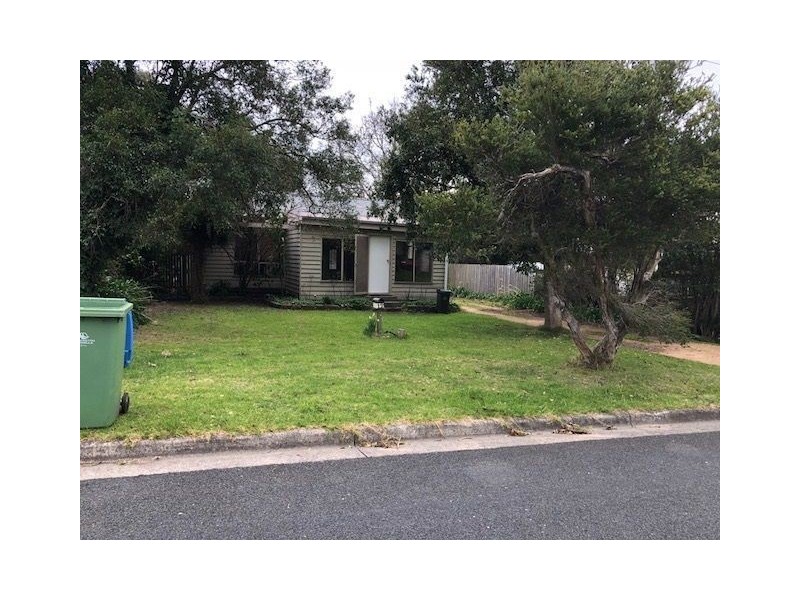 12 Seaview Pde, Dromana VIC 3936