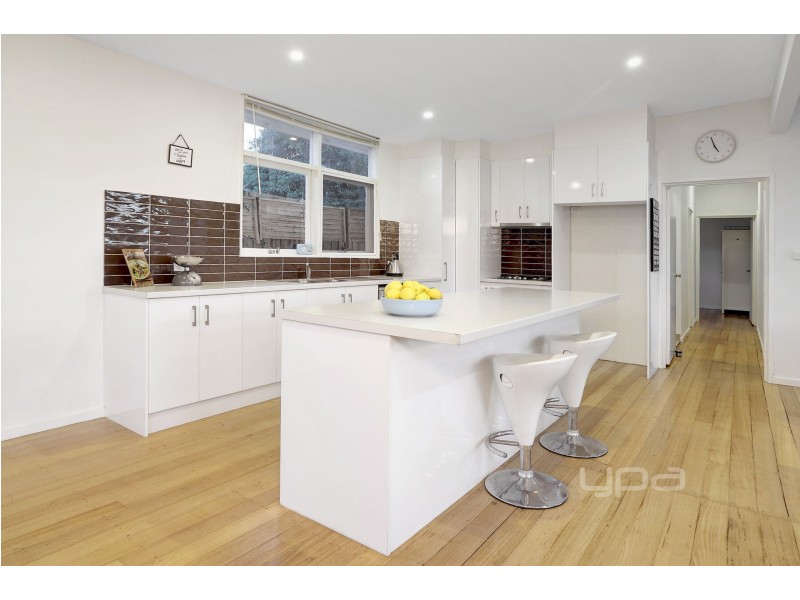 64 Kennington Road, Rosebud VIC 3939