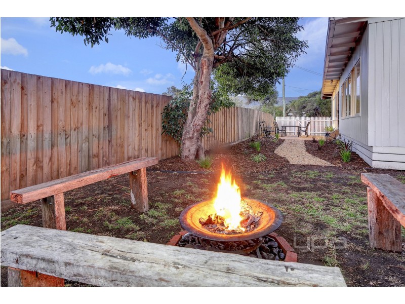 64 Kennington Road, Rosebud VIC 3939