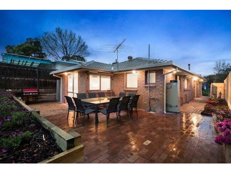 103 Seventh Avenue, Rosebud VIC 3939