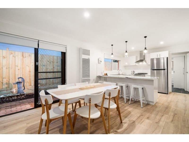 103 Seventh Avenue, Rosebud VIC 3939