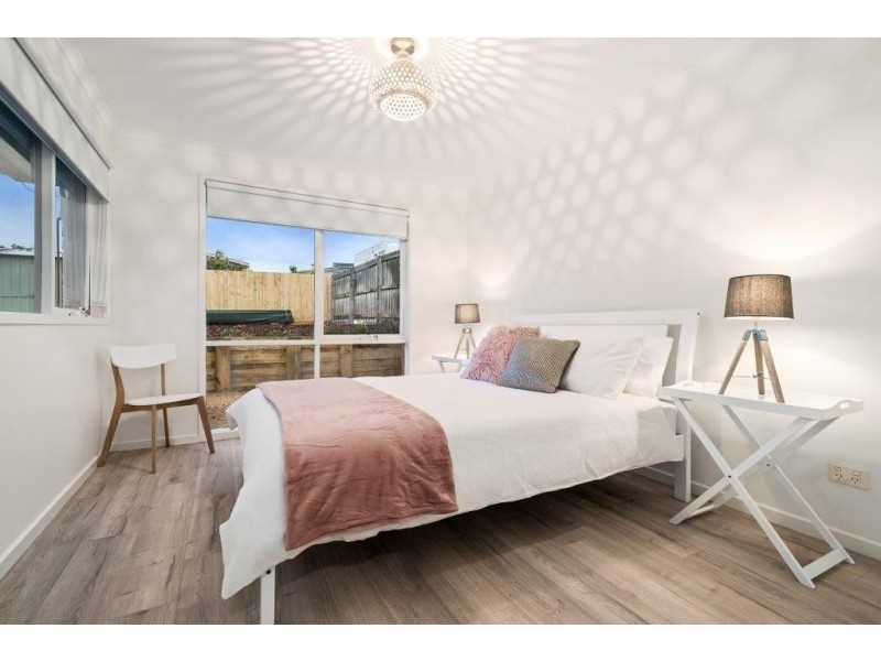 103 Seventh Avenue, Rosebud VIC 3939