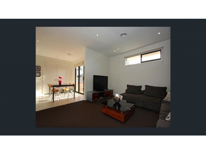 1/8 Williams Street, Dromana VIC 3936