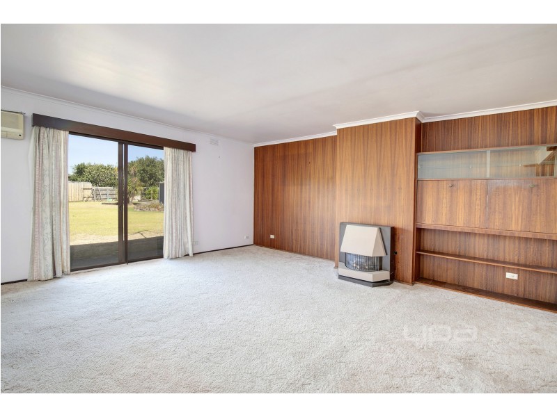 47 Woodvale Grove, Rosebud VIC 3939