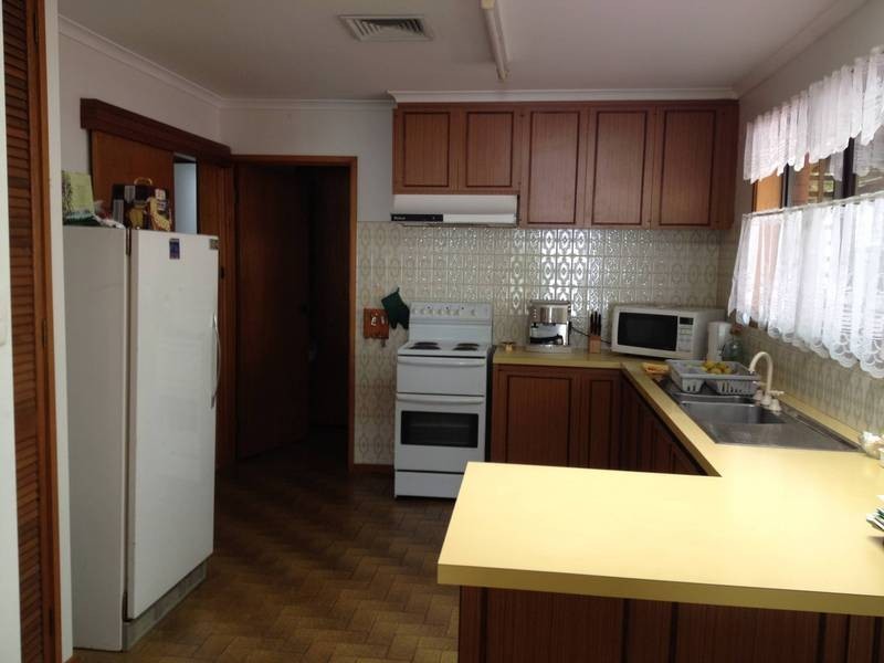 12 Park Avenue, Rosebud West VIC 3940