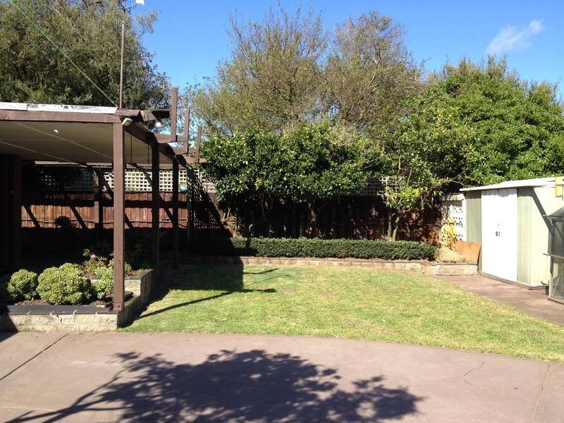 12 Park Avenue, Rosebud West VIC 3940